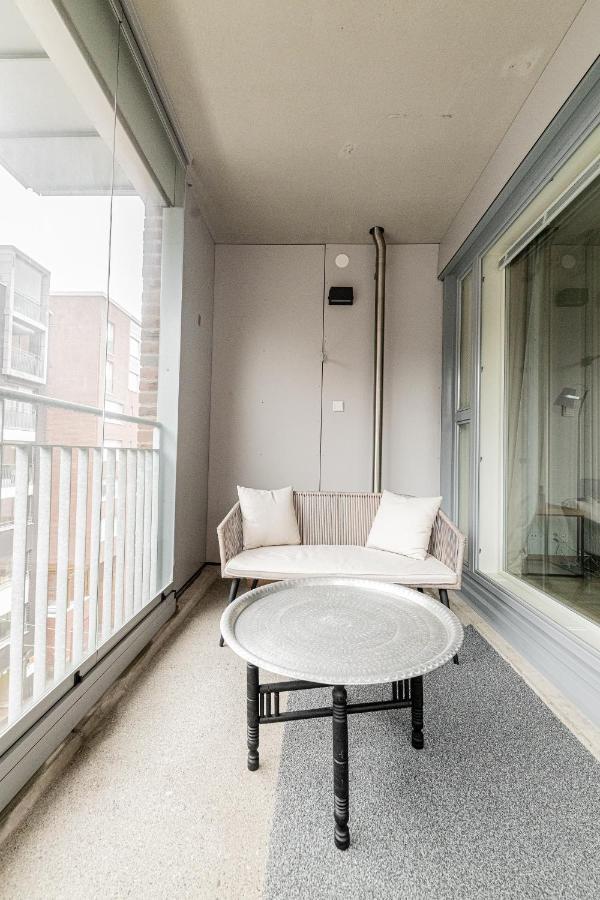 Apartment, Sleepwell, Tyynimeri With Private Parking And Optional Private Sauna Helsinki Buitenkant foto